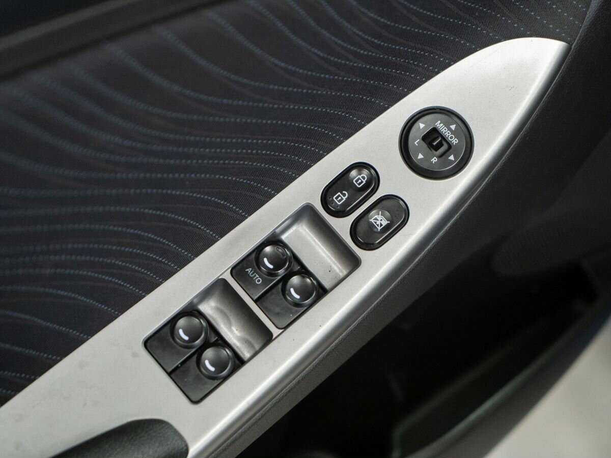 Купить Hyundai Solaris, 2015, 146 990 км, фото №14