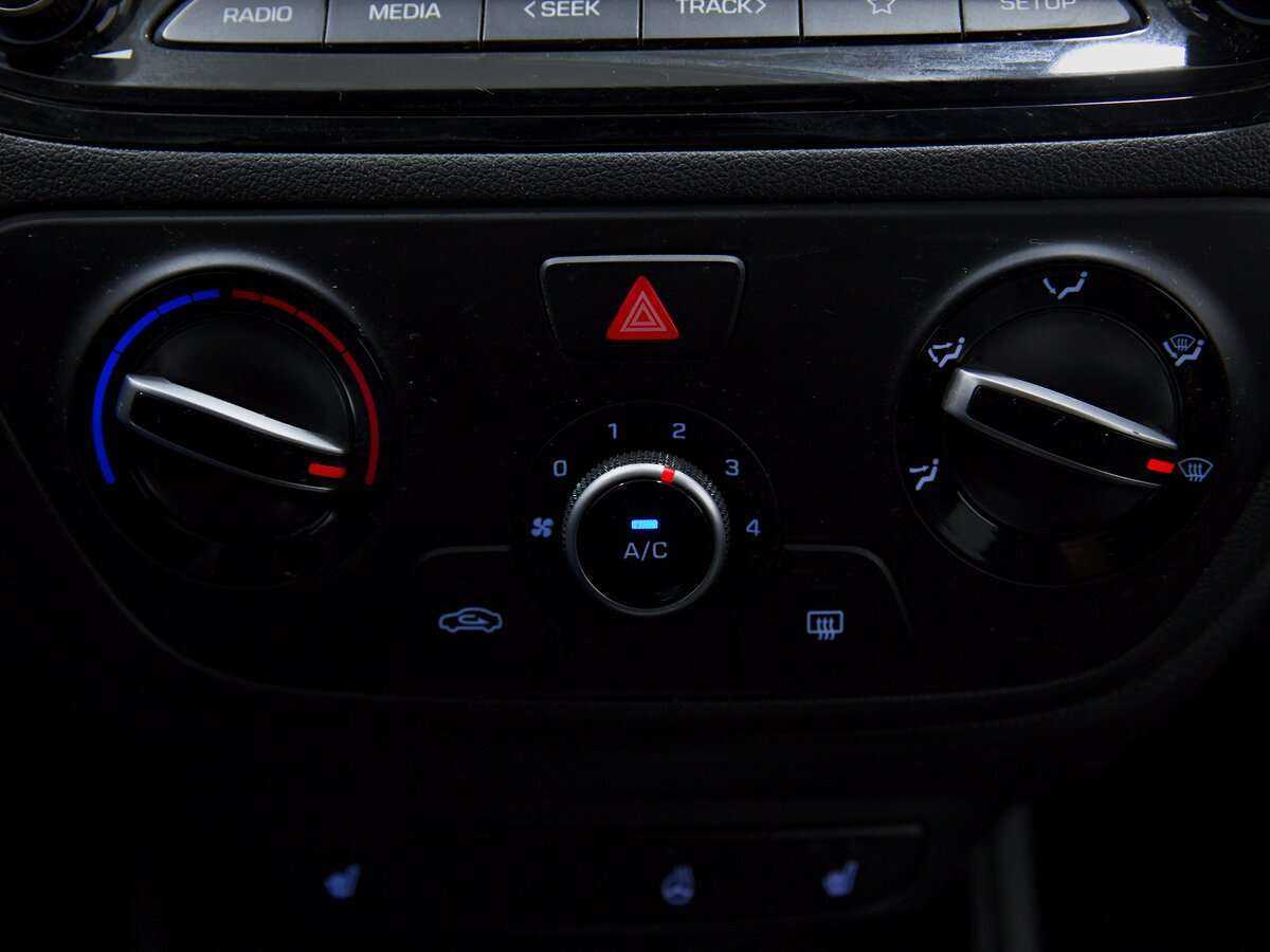 Купить Hyundai Solaris, 2020, 85 669 км, фото №11