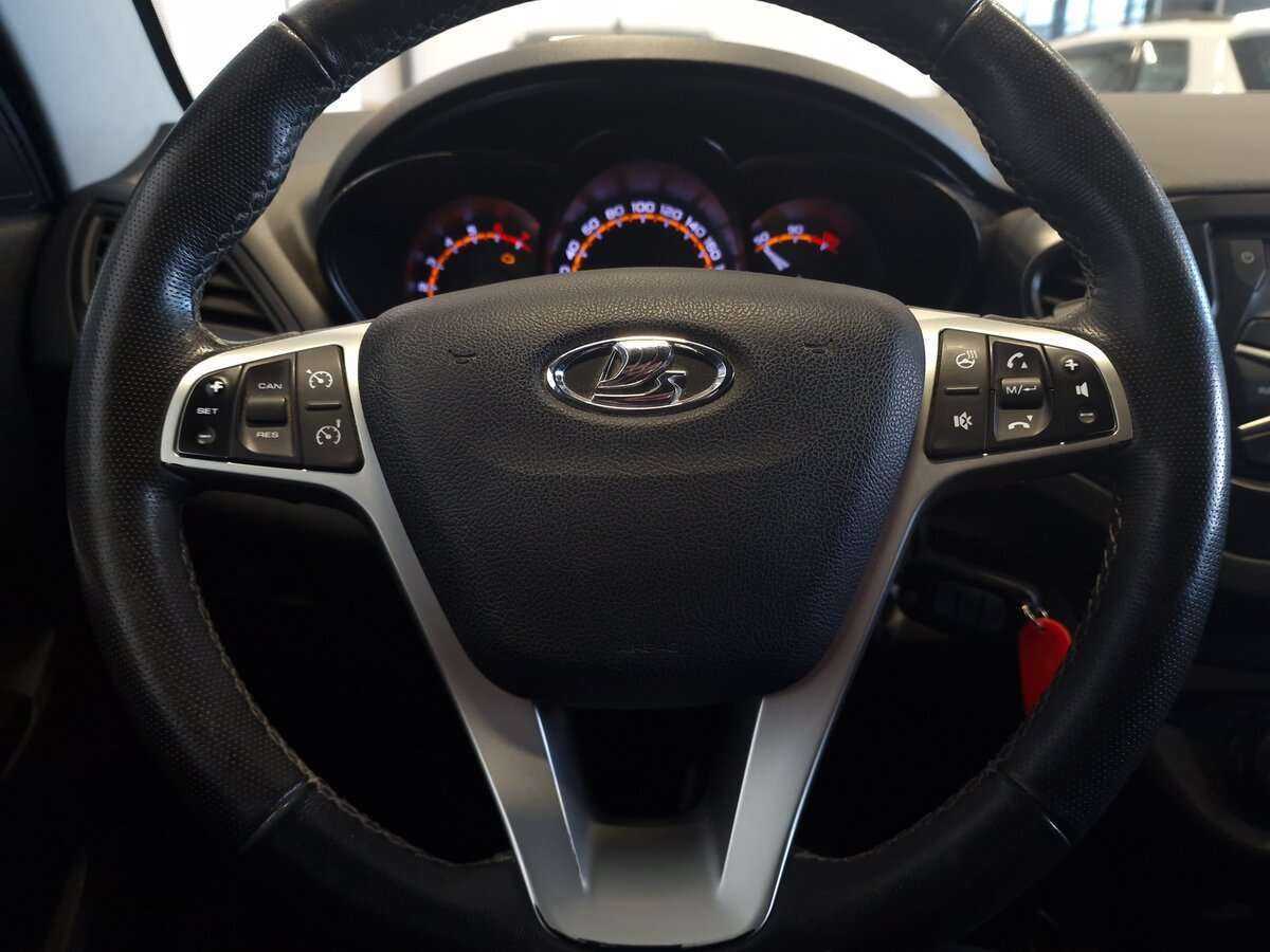 Купить Lada (ВАЗ) Vesta SW, 2020, 60 420 км, фото №5