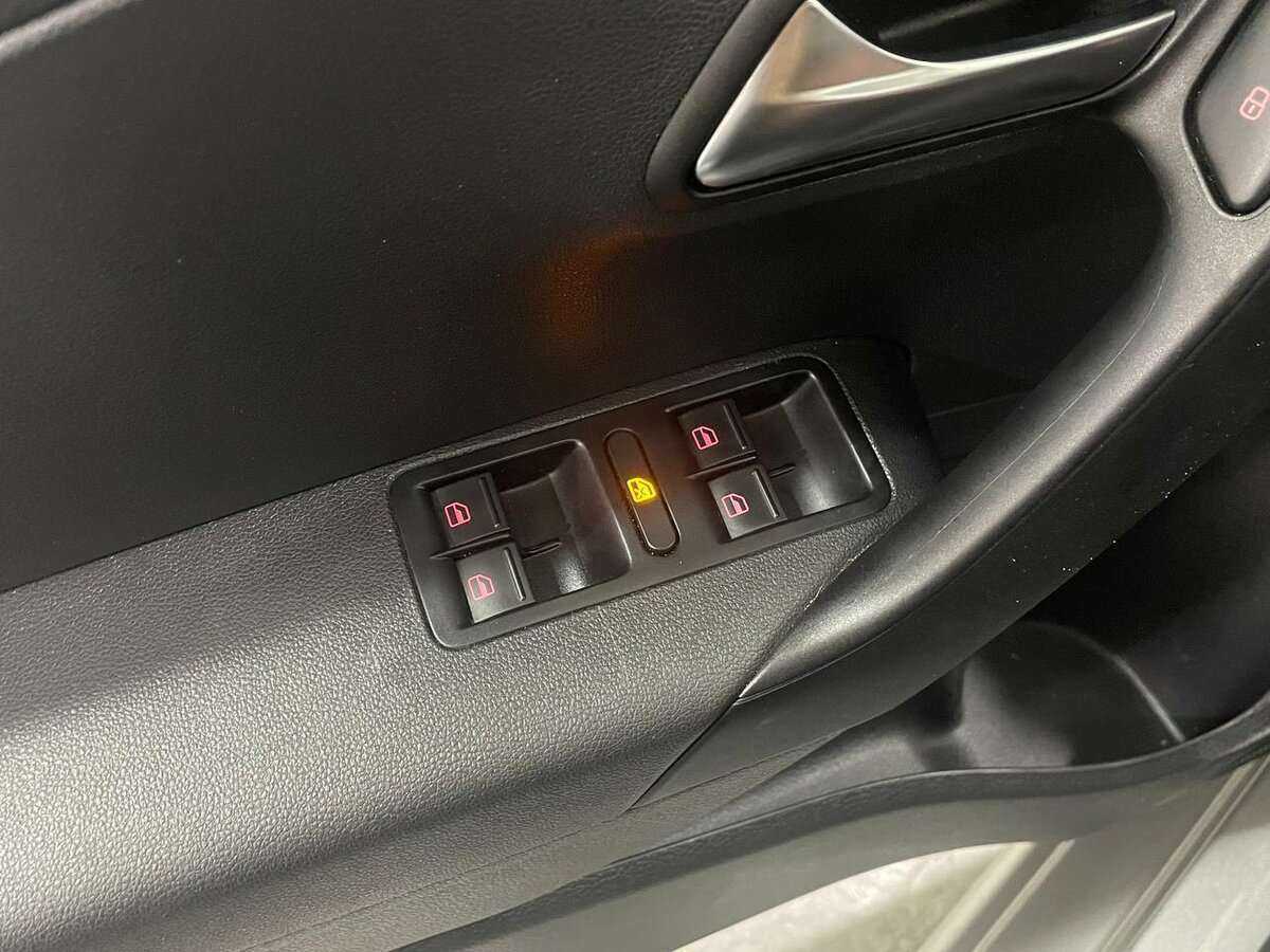 Купить Volkswagen Polo, 2020, 59 795 км, фото №9