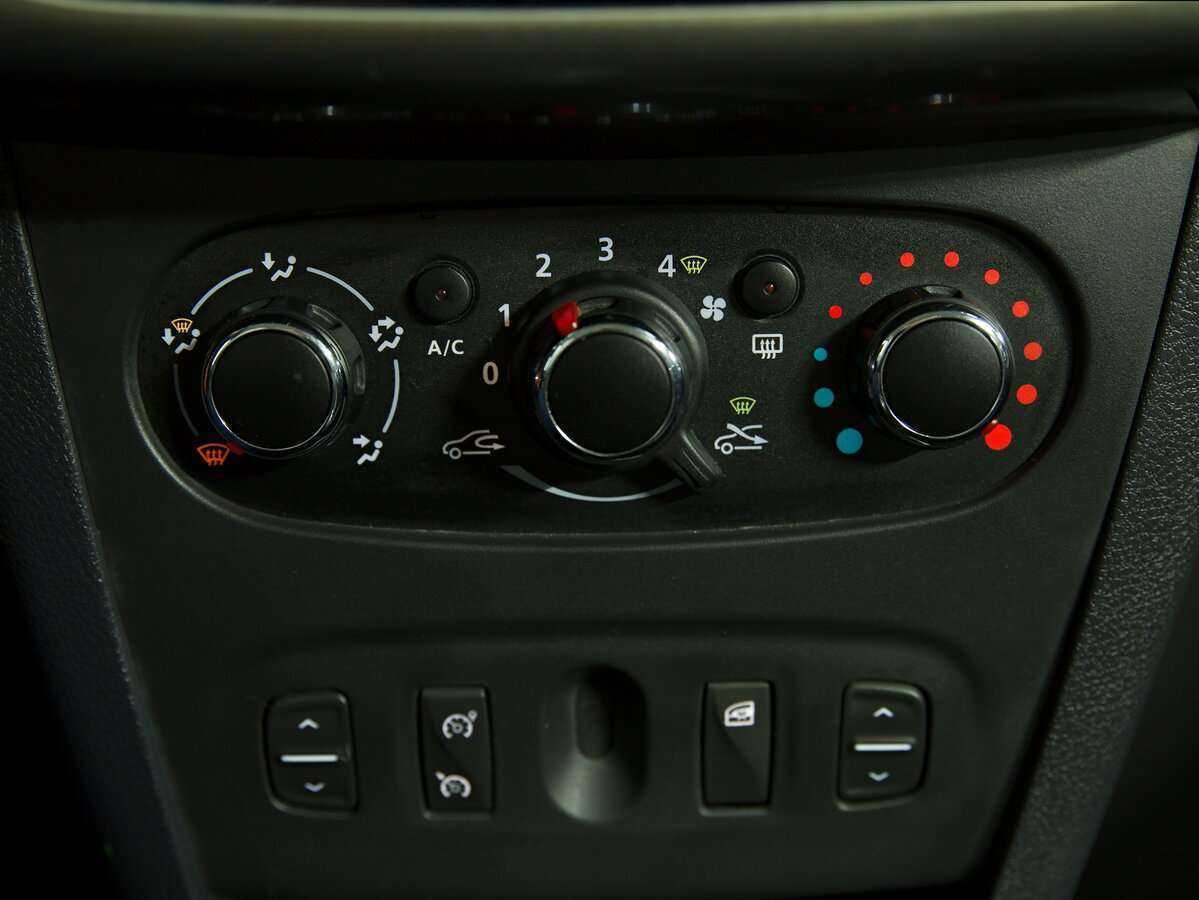 Купить Renault Logan, 2015, 61 049 км, фото №13