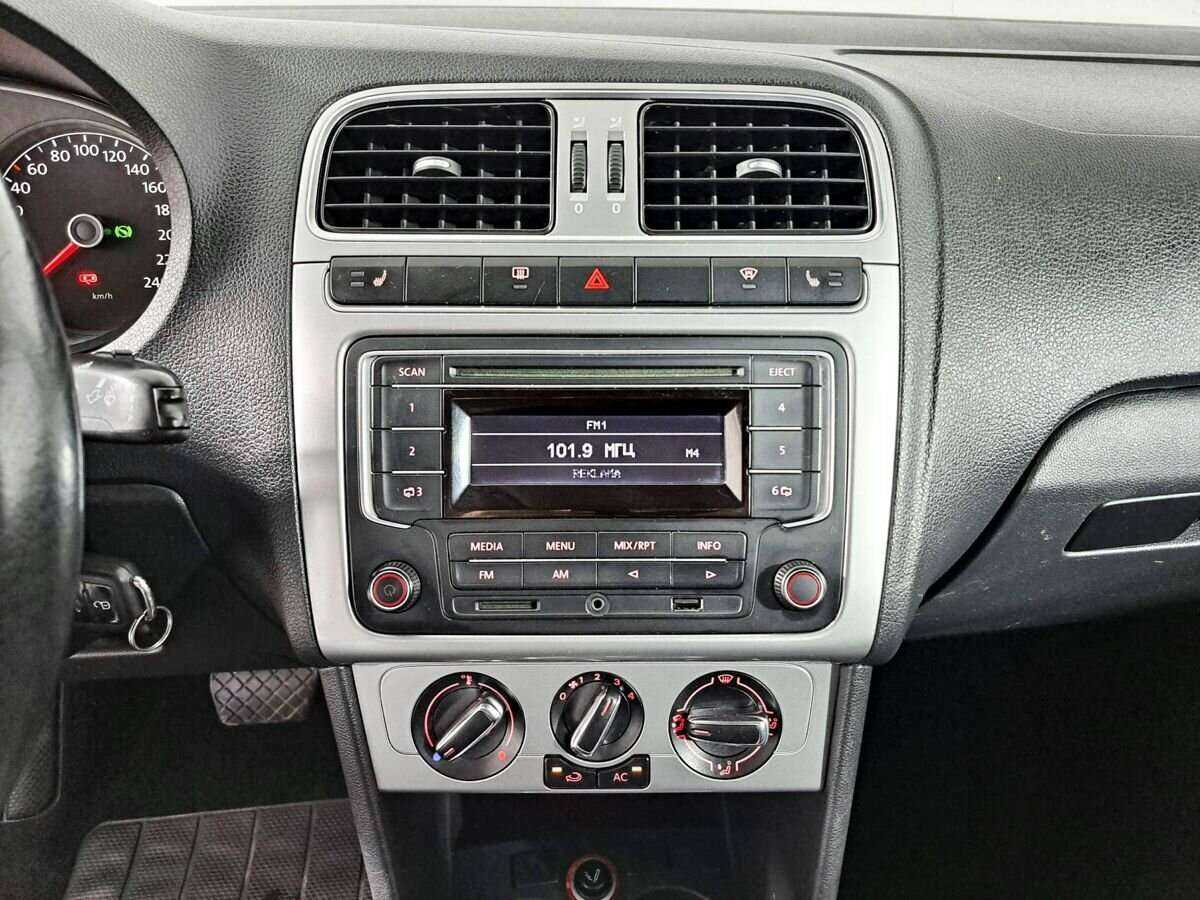 Купить Volkswagen Polo, 2013, 170 500 км, фото №11