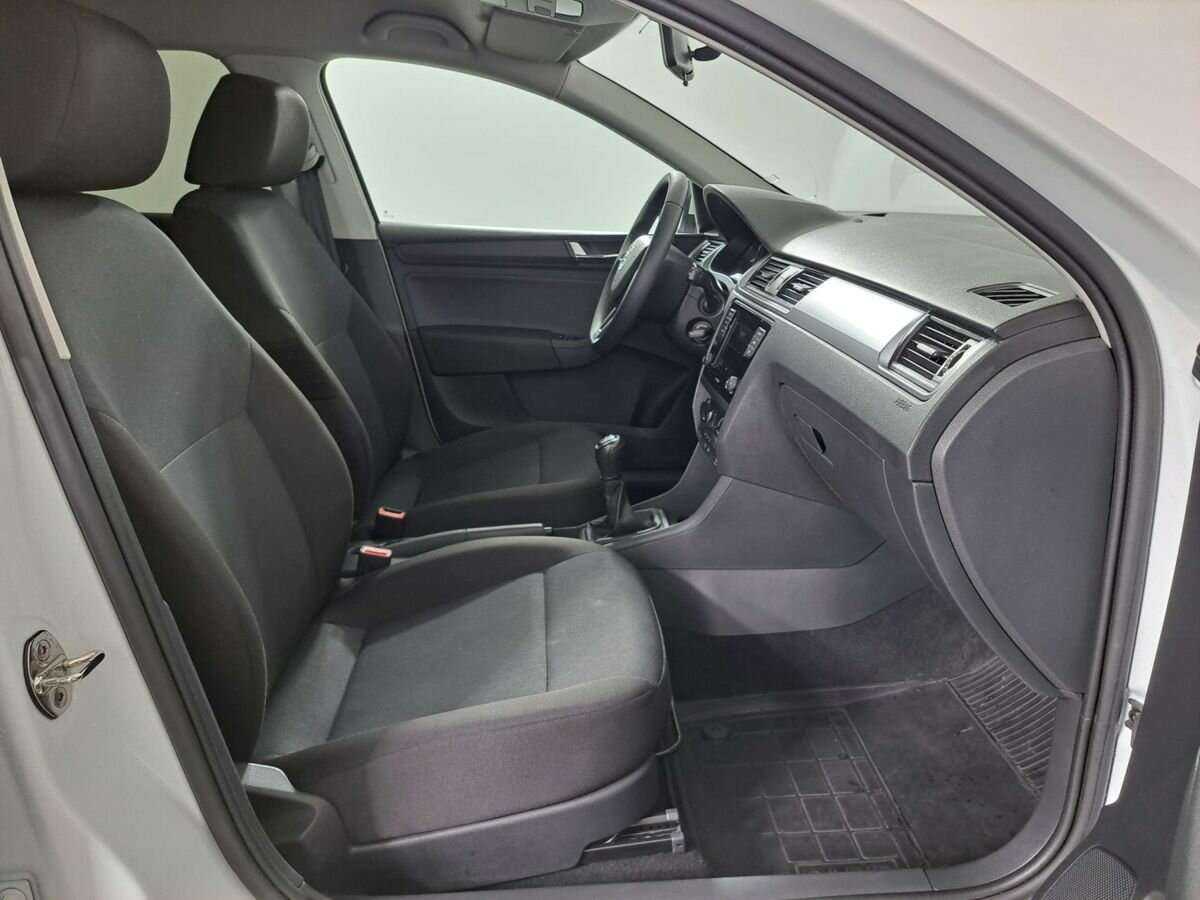 Купить Skoda Rapid, 2018, 48 259 км, фото №9