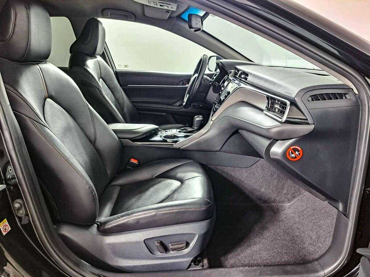 Купить Toyota Camry, 2018, 190 463 км, фото №9