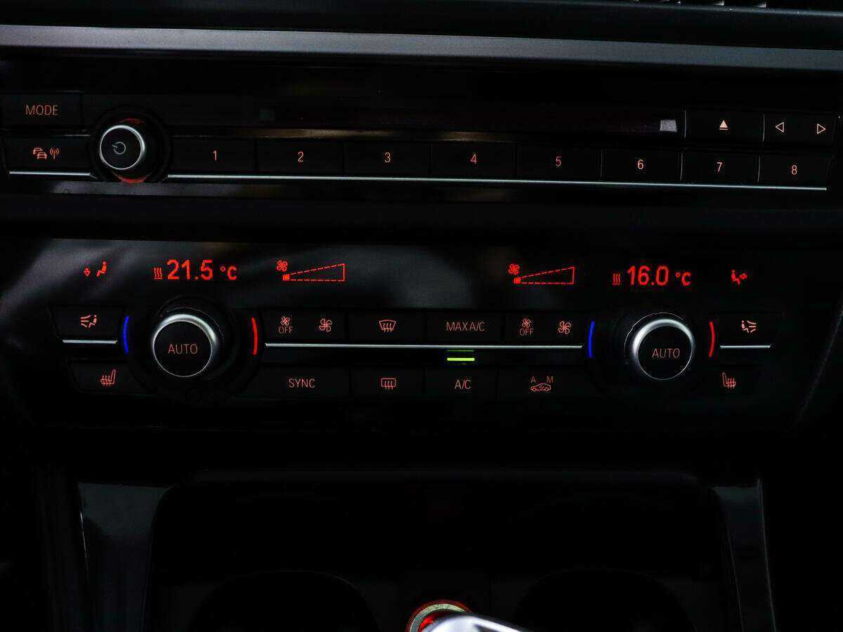 Купить BMW 5 серии 520i, 2014, 114 866 км, фото №15