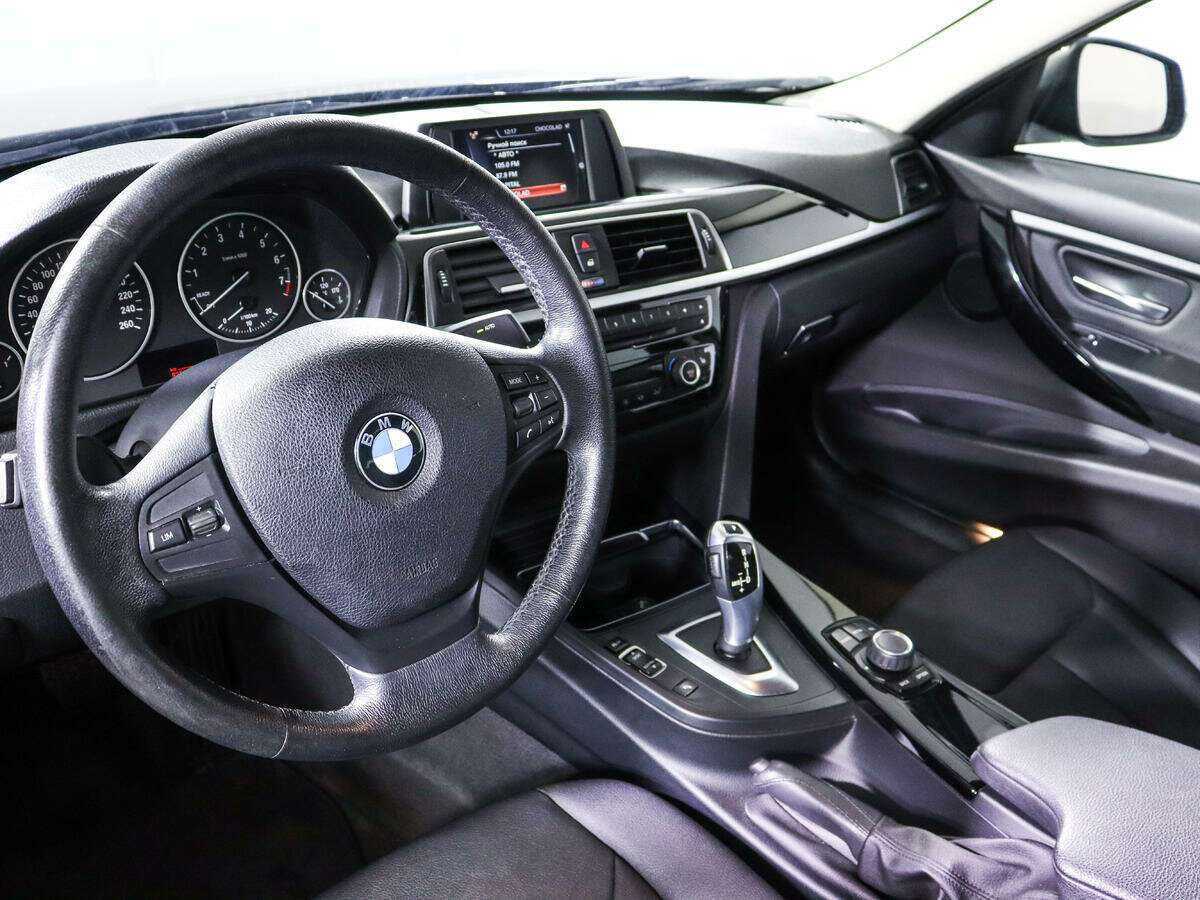 Купить BMW 3 серии 318i, 2017, 82 500 км, фото №11