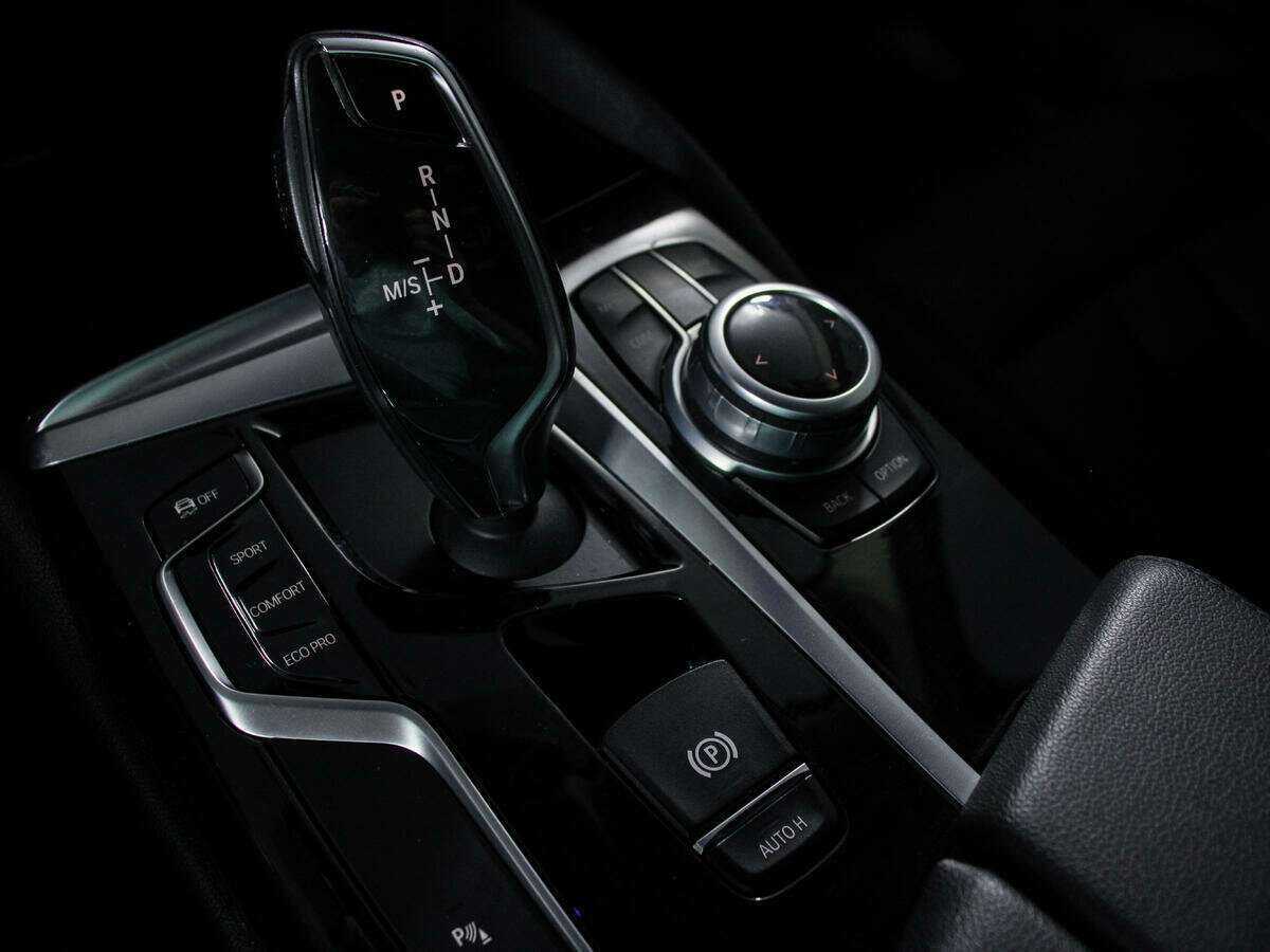 Купить BMW 5 серии 520d, 2017, 157 968 км, фото №18