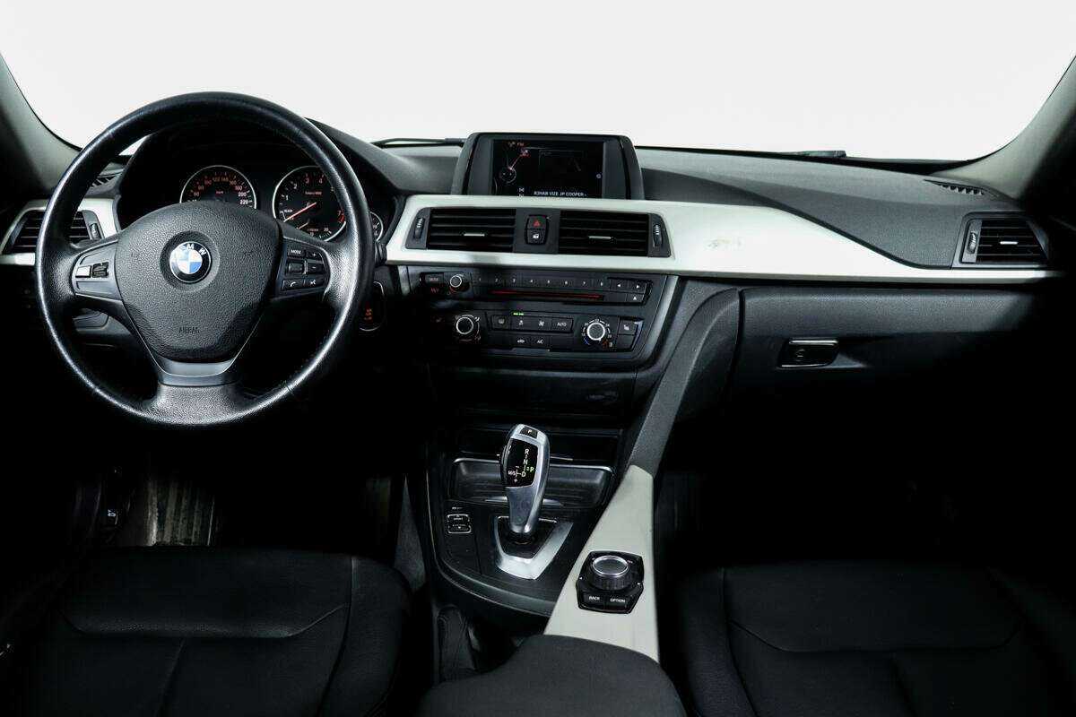 Купить BMW 3 серии 320i, 2015, 104 501 км, фото №10