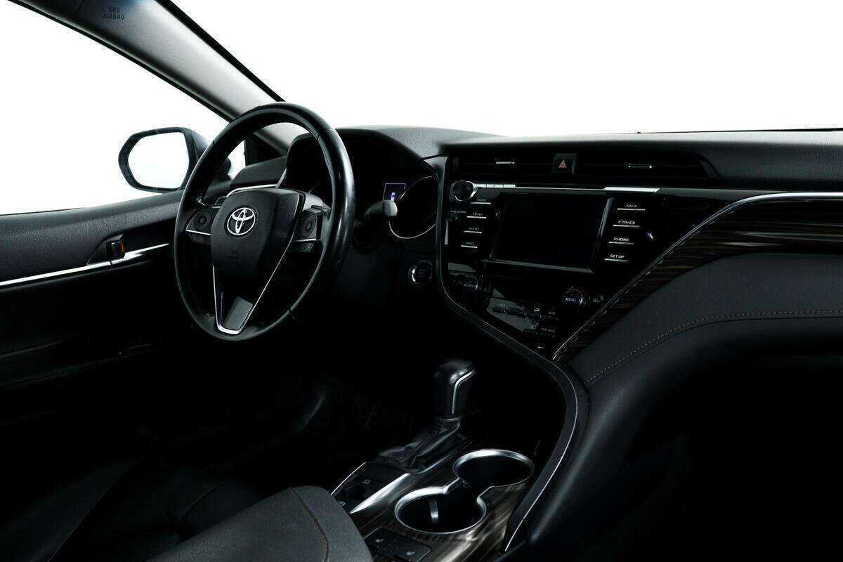 Купить Toyota Camry, 2019, 79 111 км, фото №9