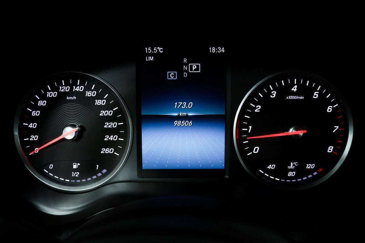 Купить Mercedes-Benz C-Класс 180, 2018, 98 505 км, фото №9