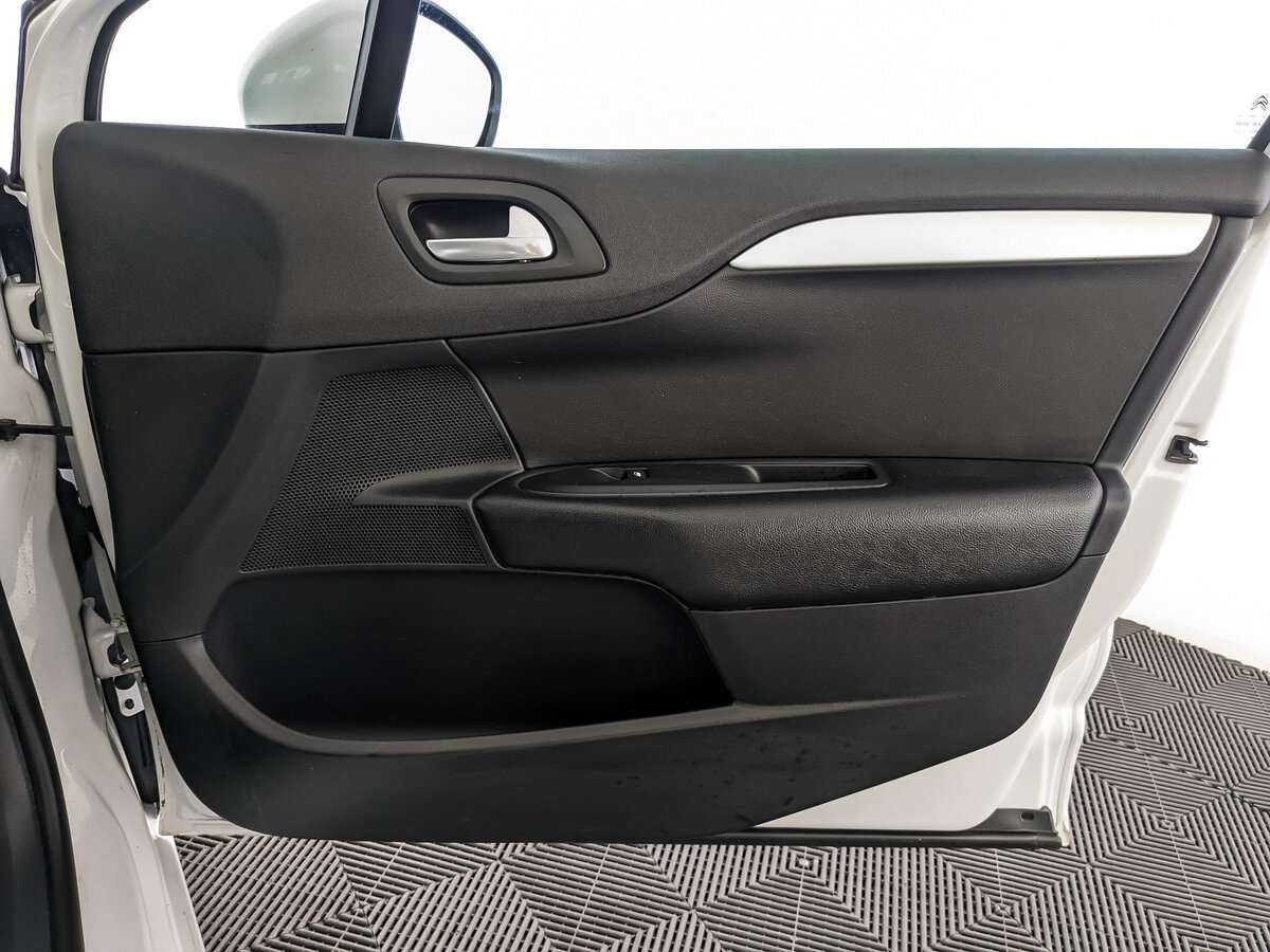 Купить Citroen C4, 2016, 117 724 км, фото №23