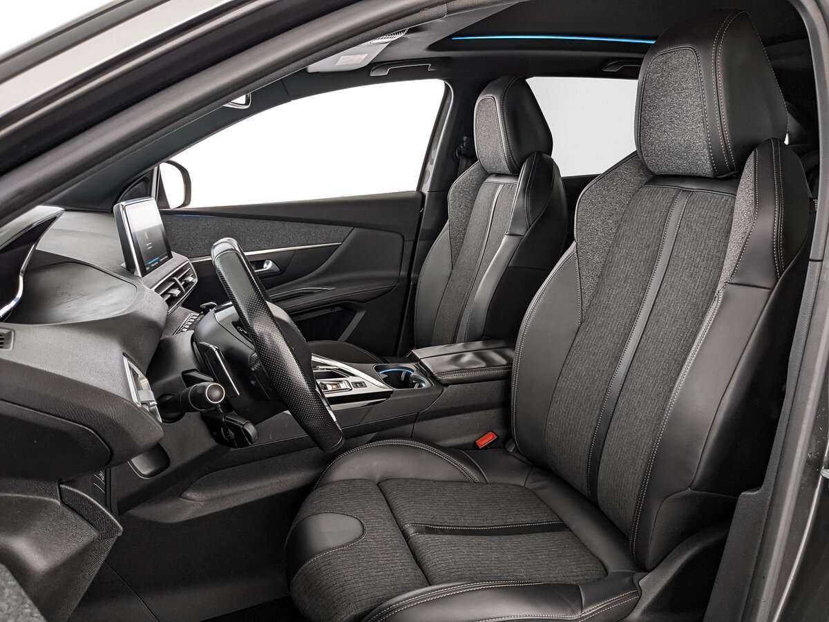 Купить Peugeot 3008, 2018, 187 811 км, фото №15