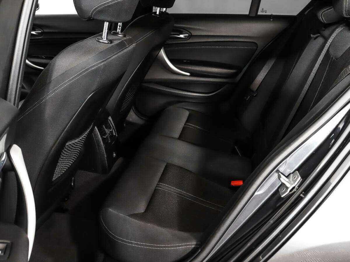 Купить BMW 1 серии 118i, 2019, 108 443 км, фото №10