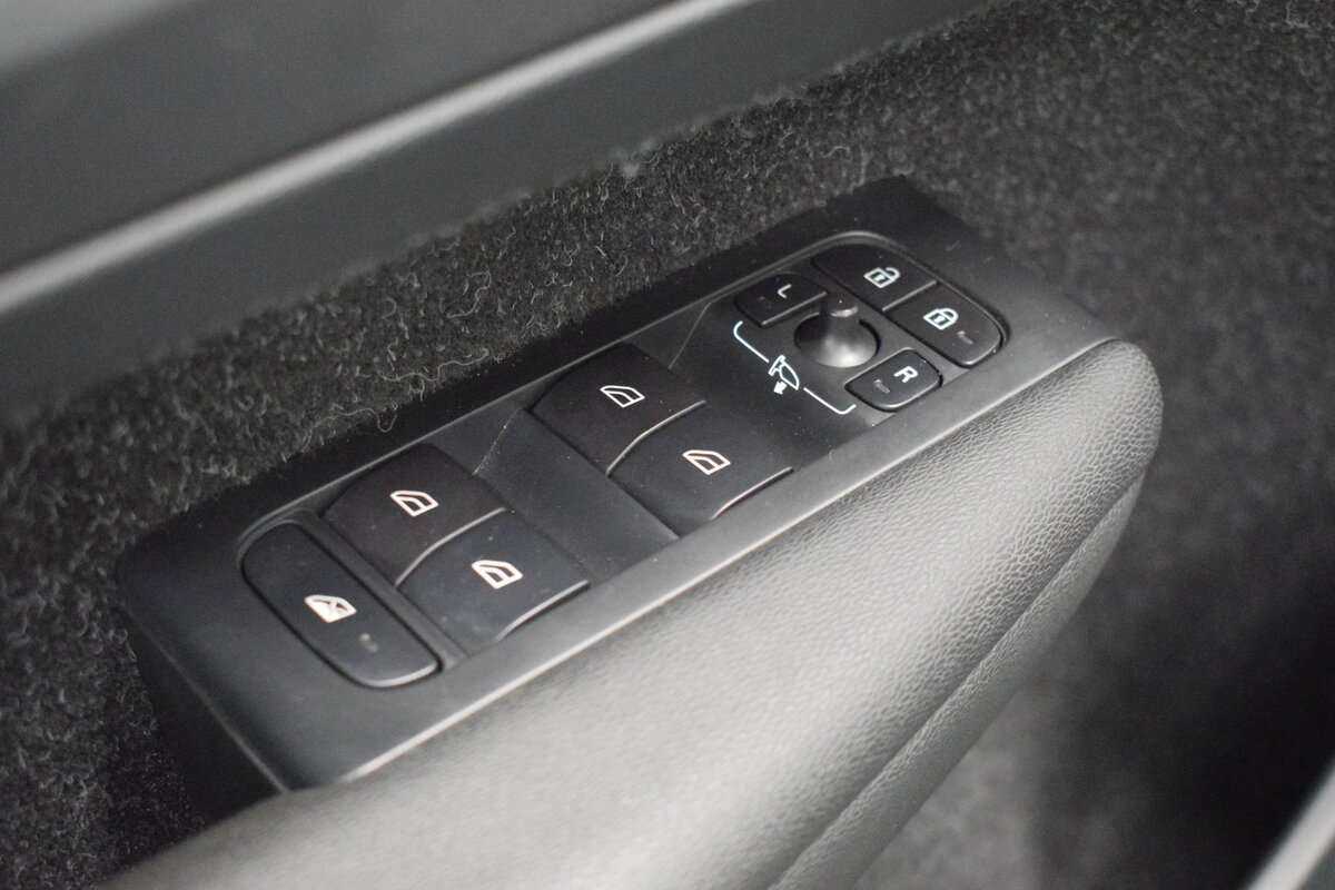 Купить Volvo XC40, 2019, 67 000 км, фото №9