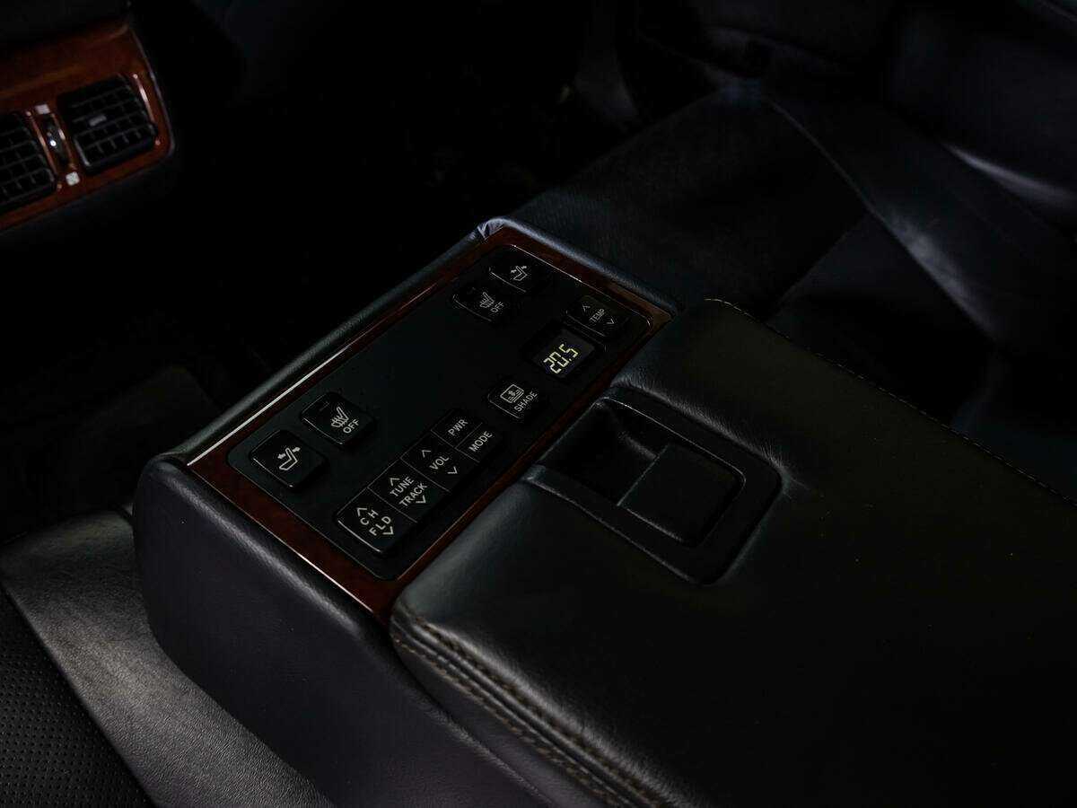 Купить Toyota Camry, 2013, 240 160 км, фото №20