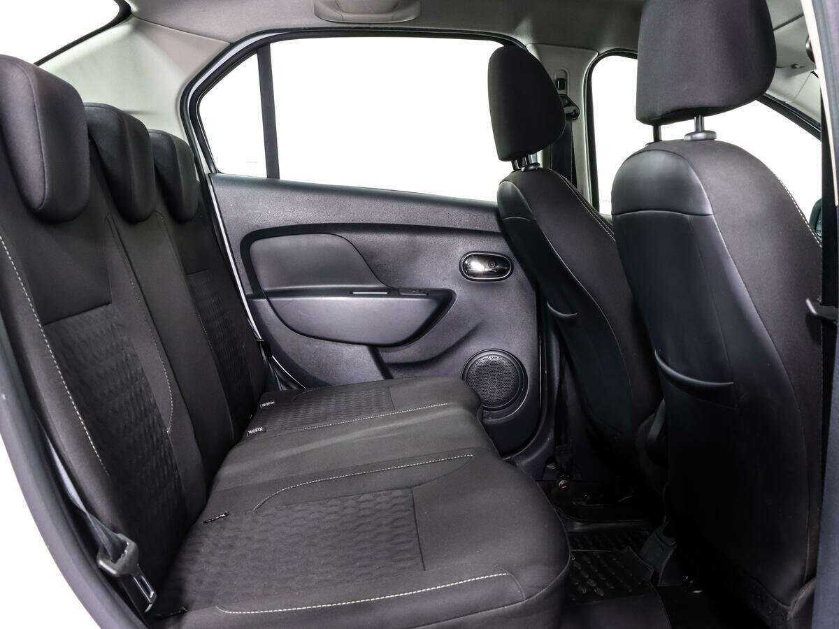 Купить Renault Logan, 2017, 83 940 км, фото №12