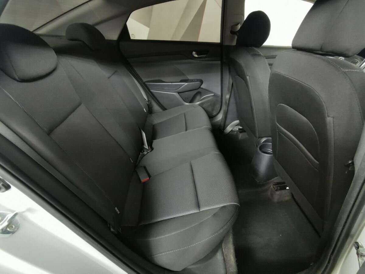 Купить Hyundai Solaris, 2018, 102 143 км, фото №12