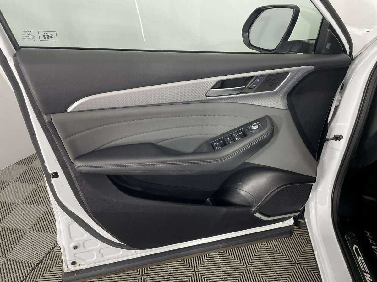 Купить Haval F7, 2022, 81 403 км, фото №8