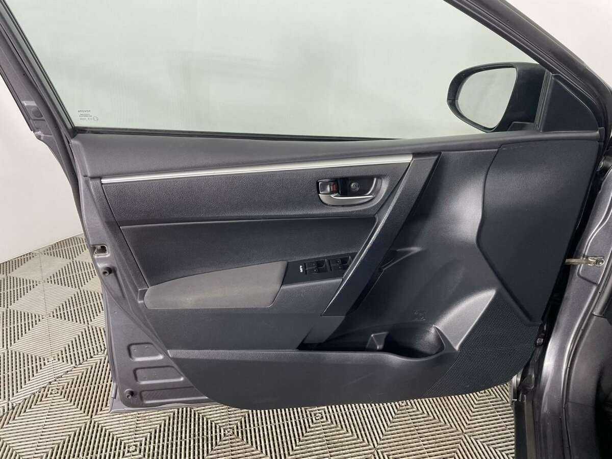 Купить Toyota Corolla, 2017, 168 150 км, фото №8