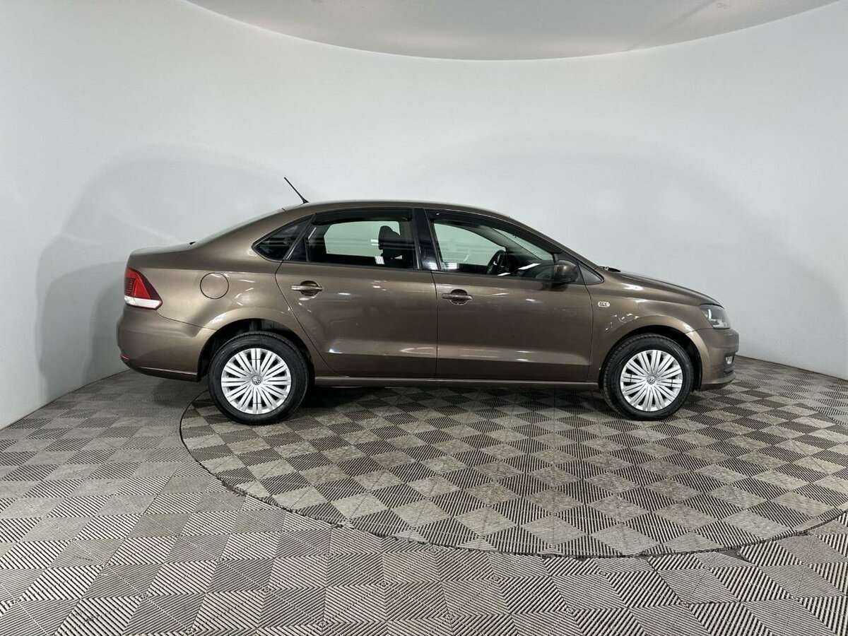 Купить Volkswagen Polo, 2016, 94 342 км, фото №4