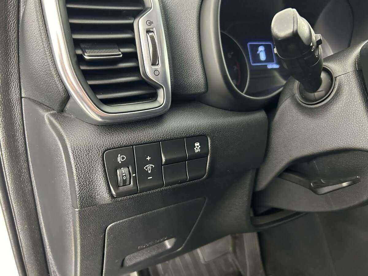 Купить Kia Sportage, 2016, 124 198 км, фото №9