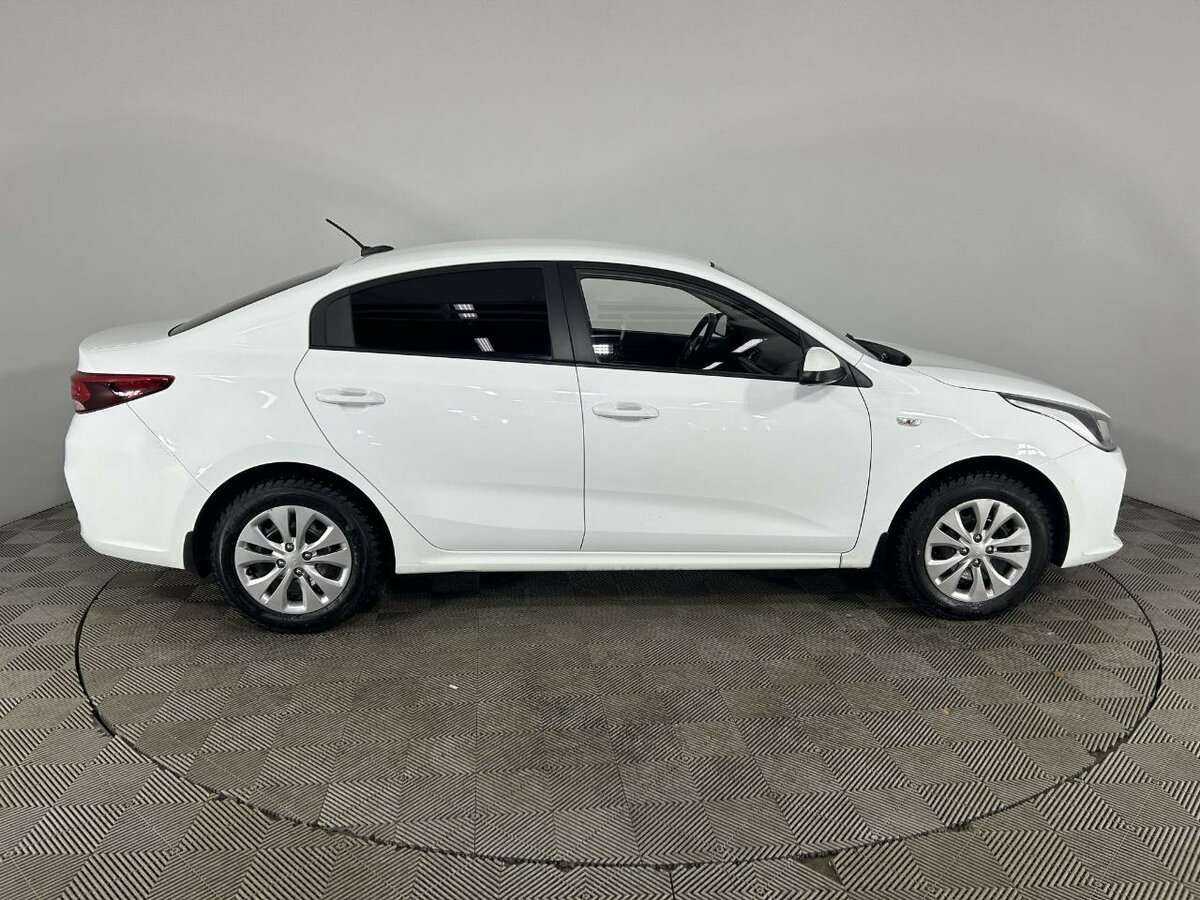 Купить Kia Rio, 2018, 39 716 км, фото №4