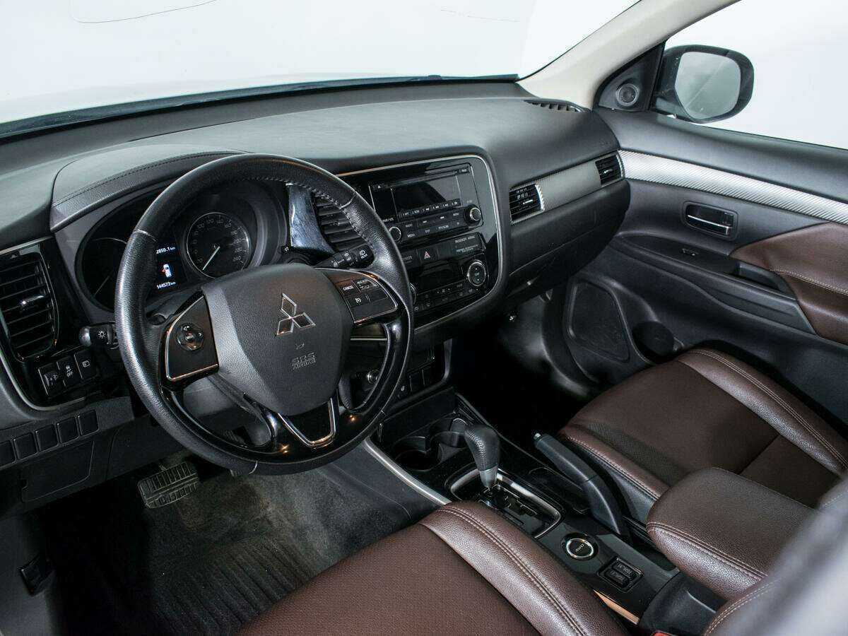 Купить Mitsubishi Outlander, 2017, 144 572 км, фото №12