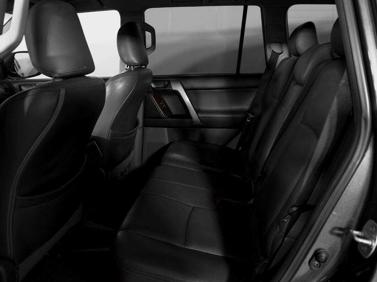 Купить Toyota Land Cruiser Prado, 2012, 170 161 км, фото №10