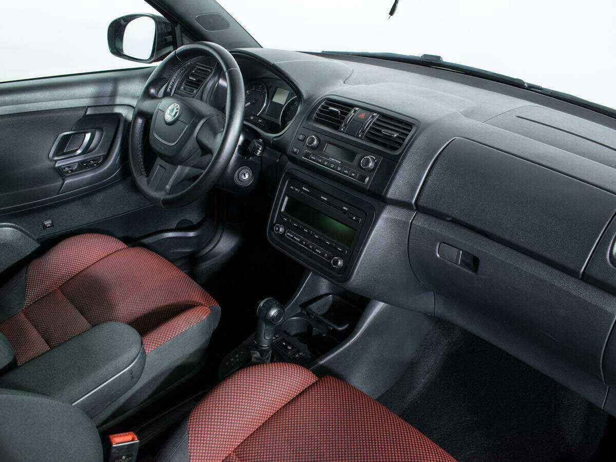Купить Skoda Fabia, 2012, 127 653 км, фото №9