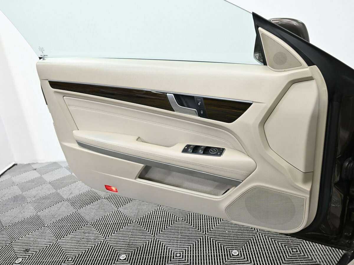 Купить Mercedes-Benz E-Класс 250, 2014, 120 000 км, фото №11