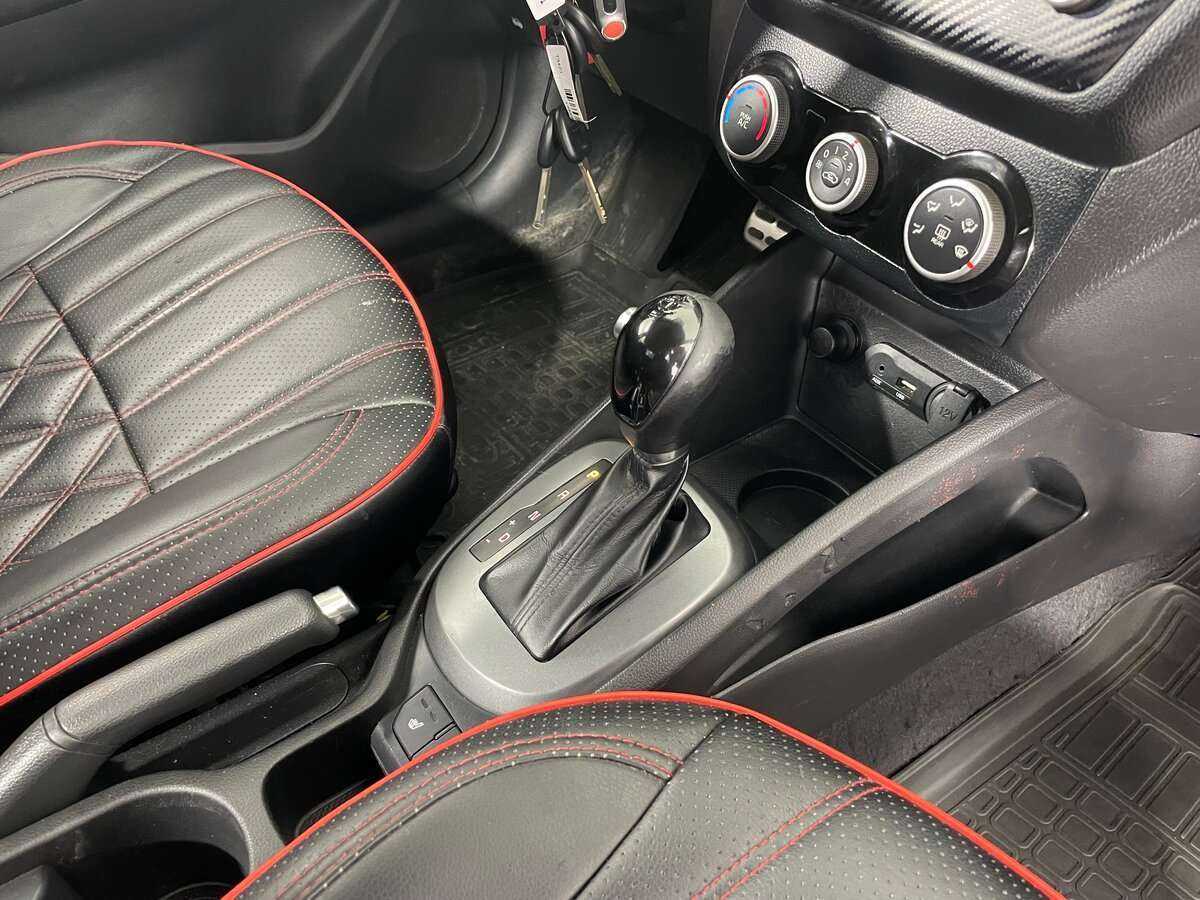 Купить Kia Rio, 2015, 166 313 км, фото №15