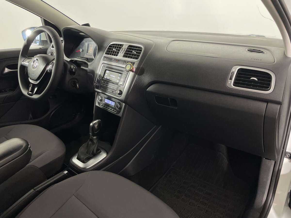 Купить Volkswagen Polo, 2016, 78 324 км, фото №8