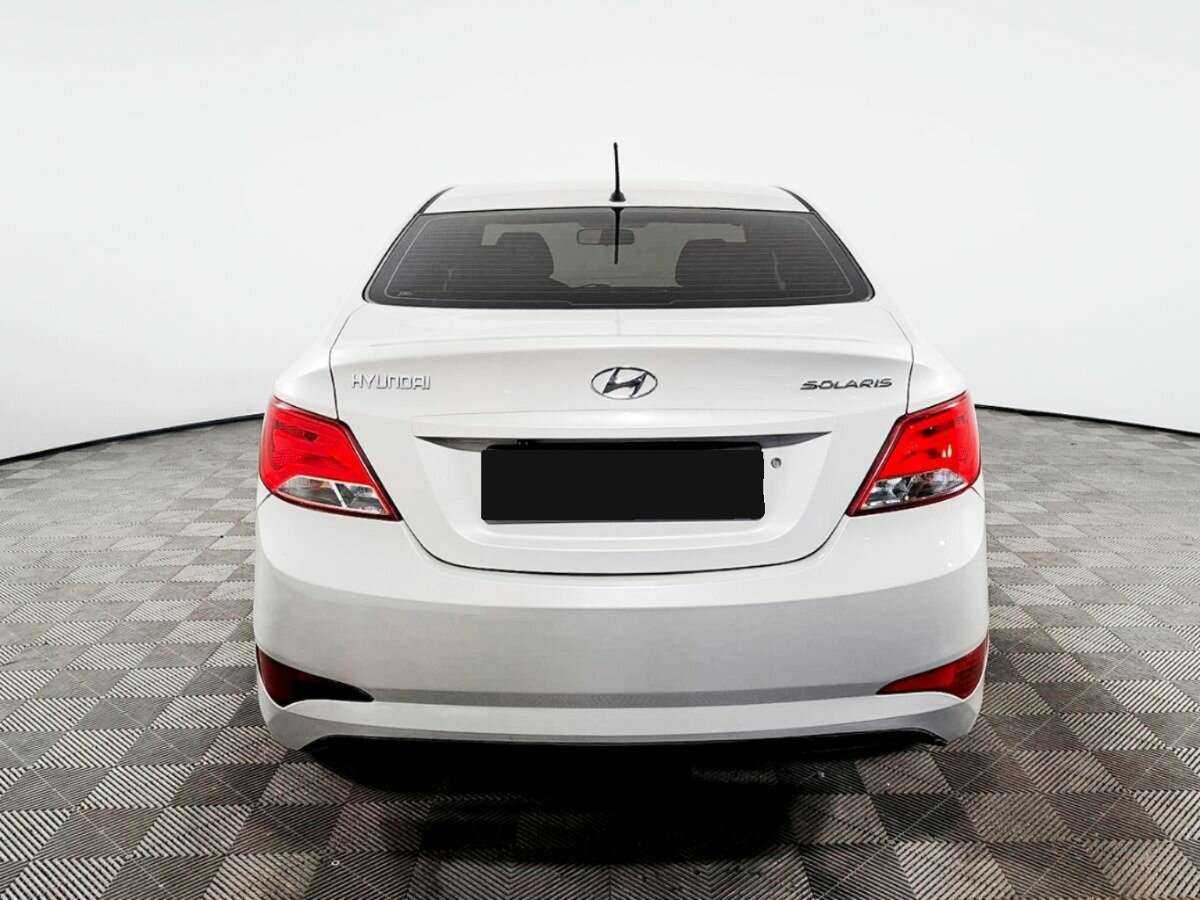 Купить Hyundai Solaris, 2015, 192 000 км, фото №5