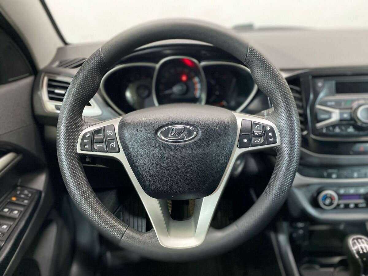 Купить Lada (ВАЗ) Vesta SW, 2019, 66 861 км, фото №12