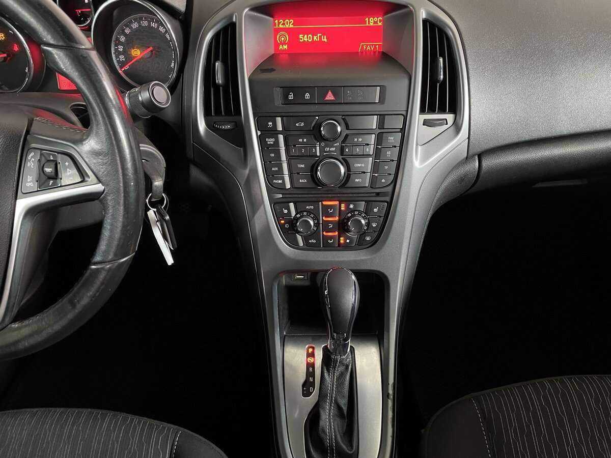 Купить Opel Astra, 2013, 205 254 км, фото №11