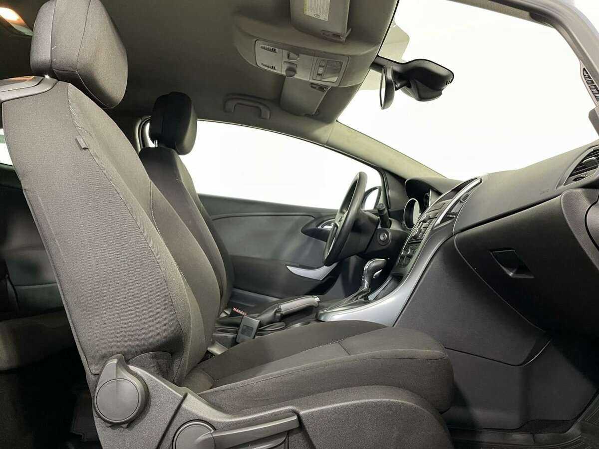 Купить Opel Astra GTC, 2013, 138 930 км, фото №14