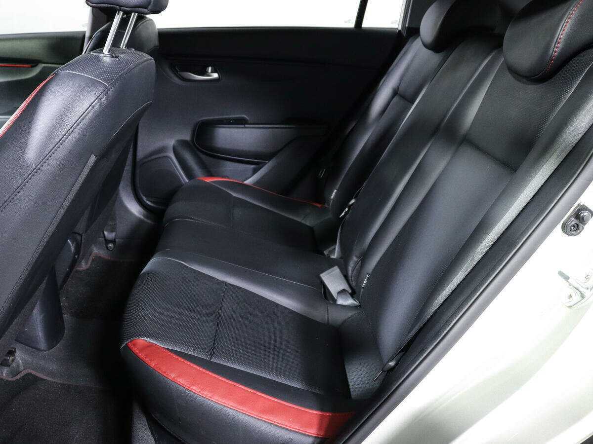 Купить Kia Rio X-Line, 2020, 38 086 км, фото №9