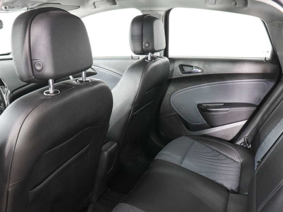 Купить Opel Astra, 2013, 124 725 км, фото №12