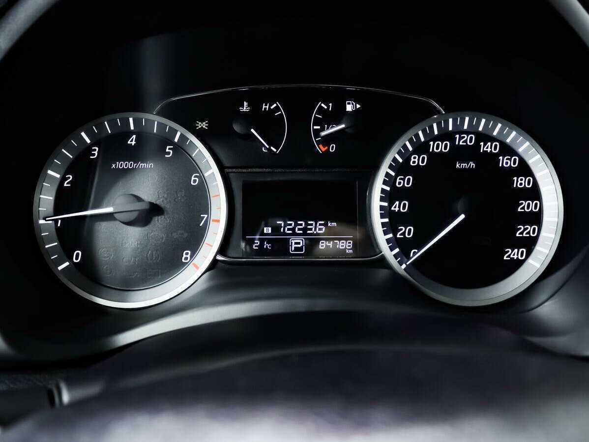 Купить Nissan Tiida, 2015, 84 520 км, фото №8