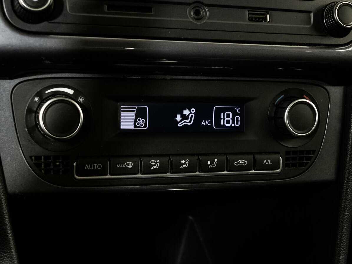 Купить Volkswagen Polo, 2018, 83 000 км, фото №12