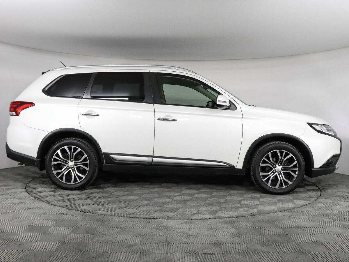 Купить Mitsubishi Outlander, 2016, 87 241 км, фото №4