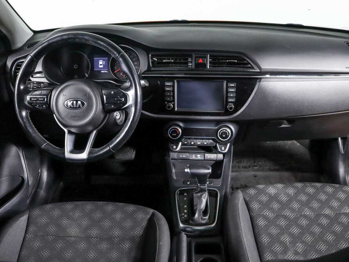 Купить Kia Rio, 2017, 156 071 км, фото №10