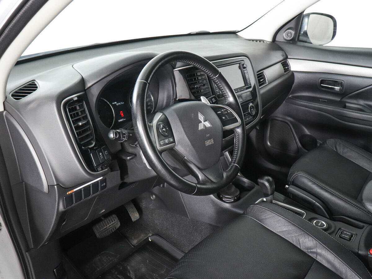 Купить Mitsubishi Outlander, 2014, 194 845 км, фото №9