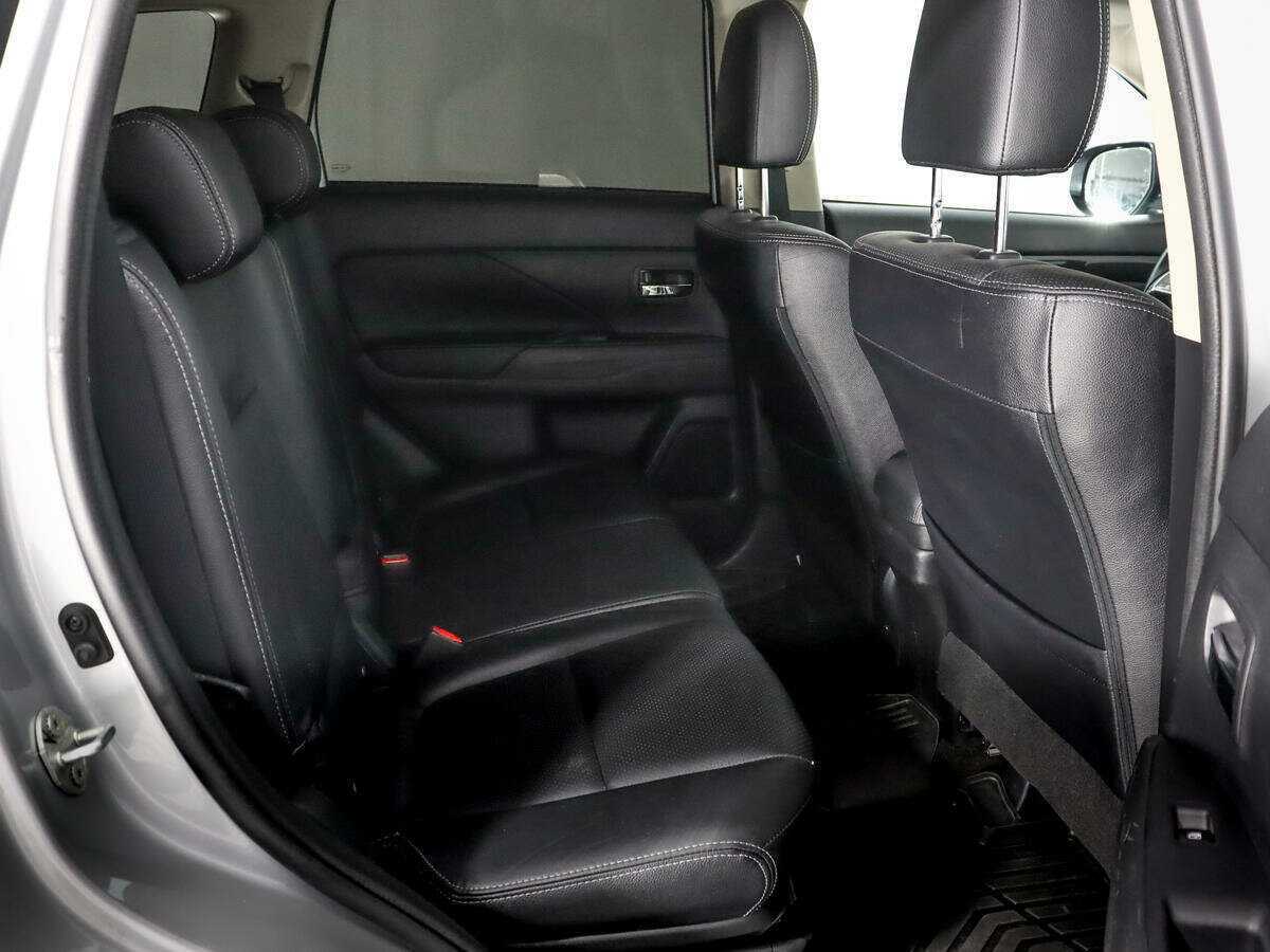 Купить Mitsubishi Outlander, 2017, 153 940 км, фото №12