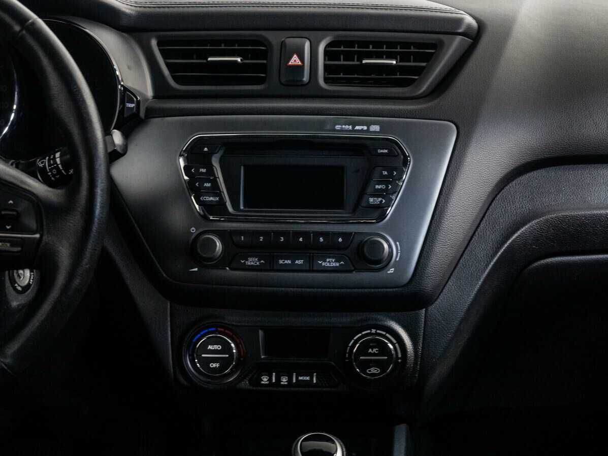 Купить Kia Rio 4-speed, 2013, 135 860 км, фото №12