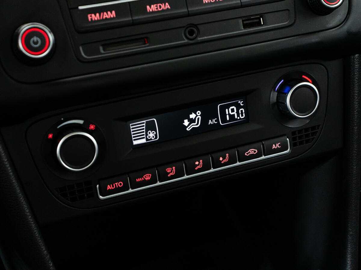 Купить Volkswagen Polo, 2016, 162 707 км, фото №14