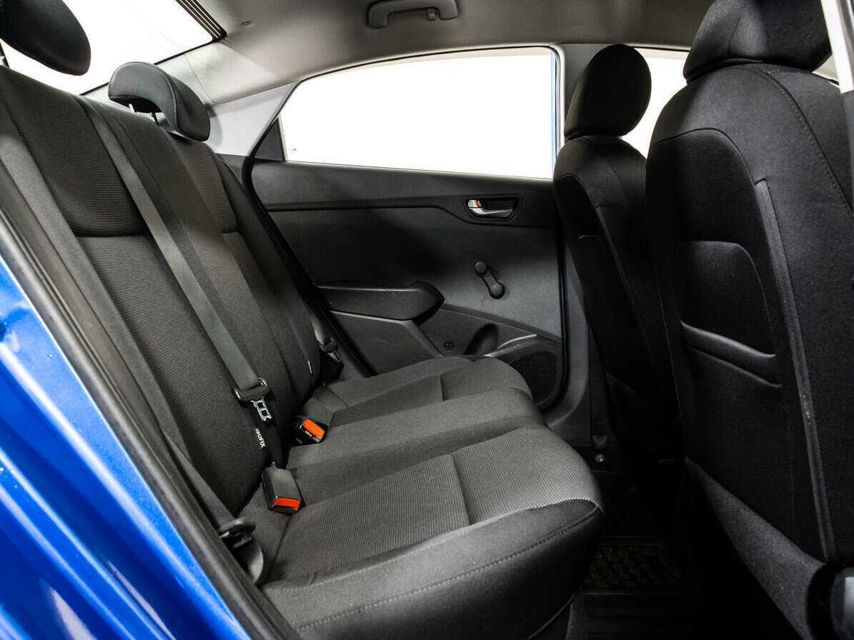 Купить Hyundai Solaris, 2017, 118 860 км, фото №13