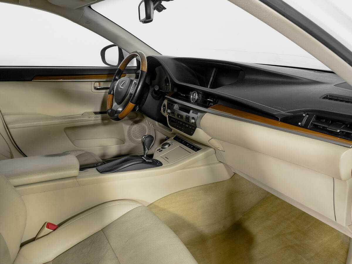 Купить Lexus ES 300h, 2013, 297 163 км, фото №9