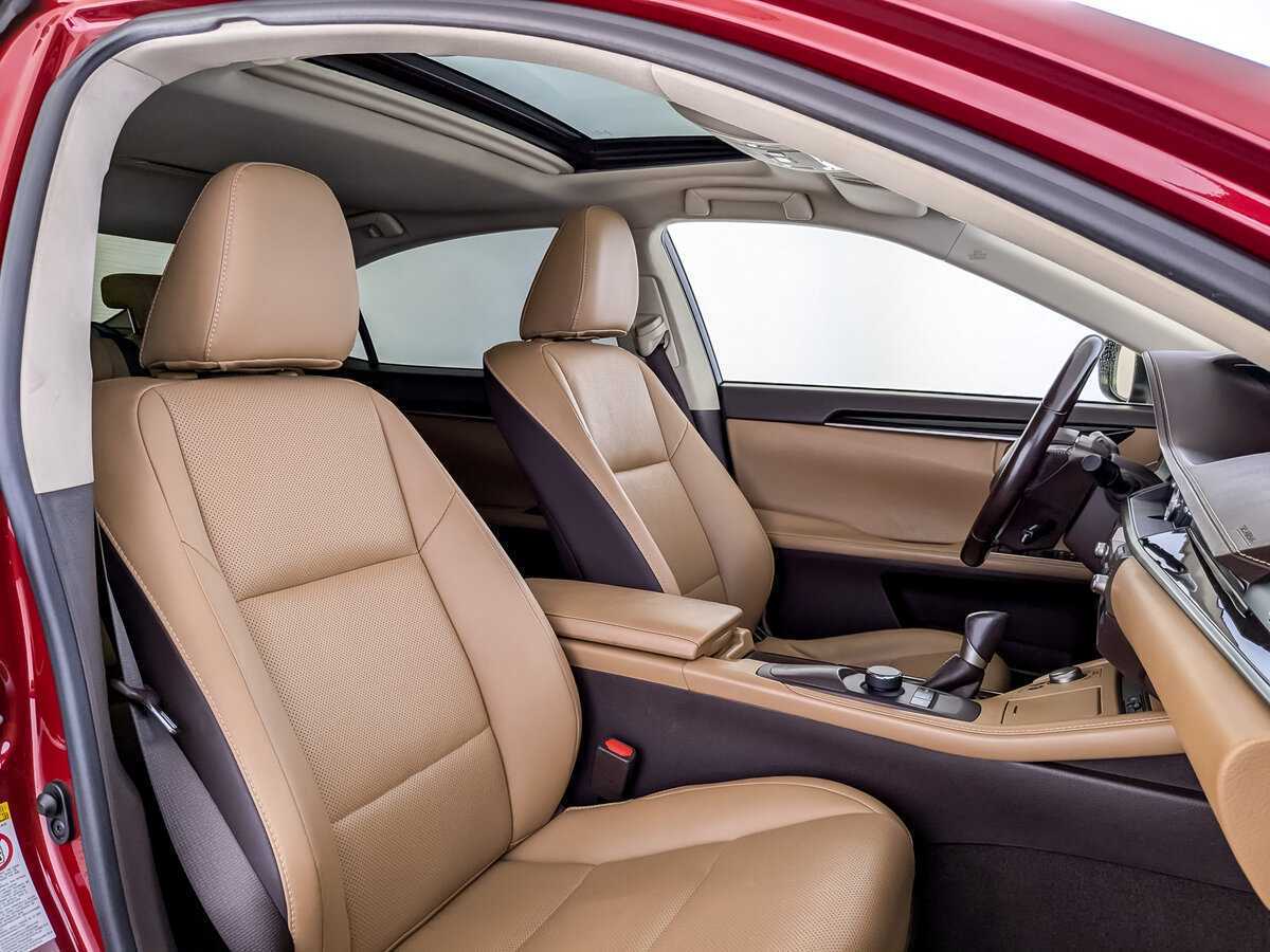 Купить Lexus ES 200, 2017, 95 991 км, фото №20