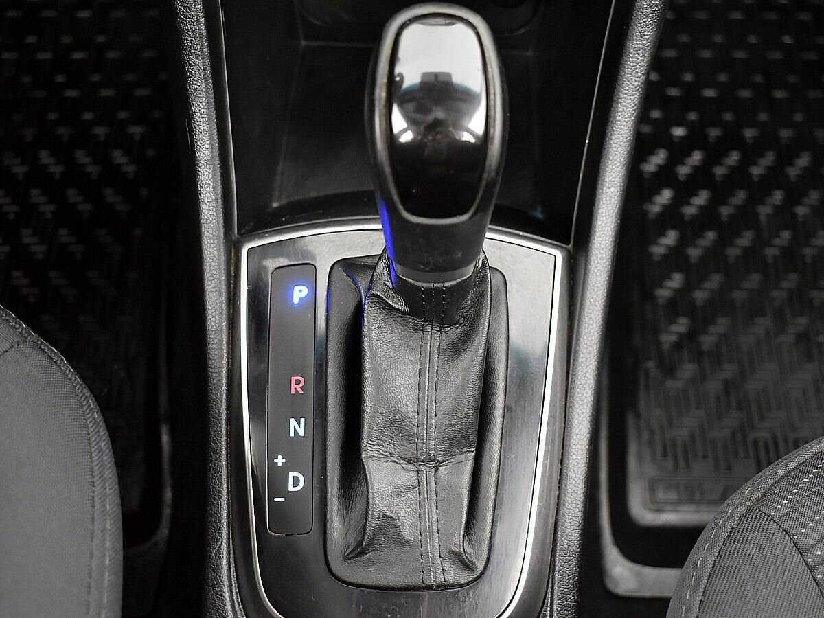 Купить Hyundai Solaris, 2015, 105 137 км, фото №15